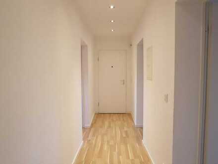 Gemütliche 2,5-Zimmer-Dachgeschosswohnung in Düsseldorf-Heerdt