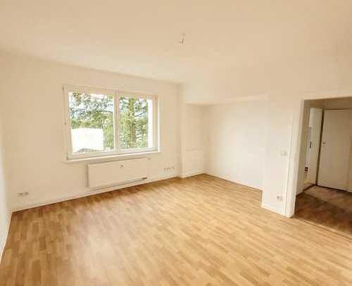 *2-Raum-Wunder sucht Bewohner!*
