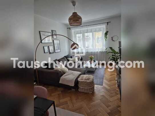 Tauschwohnung: Sanierter Altbau mit privatem Park