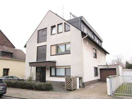 Großzügiges Dreifamilienhaus mit möglicher Einliegerwohnung und schönem Garten