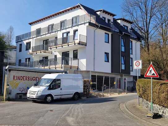 Neubau/Geschmackvolle 3-Zimmer-Erdgeschosswohnung mit geh. Innenausstattung mit Balkon