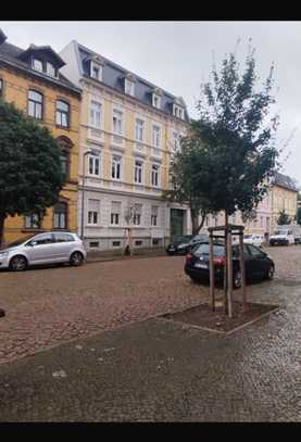 Preiswerte, gepflegte 3-Raum-EG-Wohnung mit Balkon in Köthen