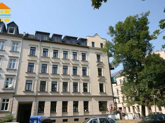 *Schöner Wohnen in Schloßchemnitz: 3-Raum-Wohnung mit Balkon*