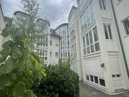 Attraktive, helle 3-Zi-Wohnung mit Balkon in Freiburg-Mitte