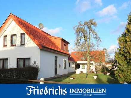 Teilsanierungsbedürftiges 3-Familien-Haus in Delmenhorst - Iprump / Stickgras - alternativ Bauplatz