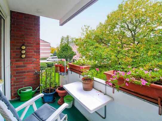 Helle 2-Zimmer-Wohnung mit Sonnenbalkon mit Gartenblick in ruhiger Lage