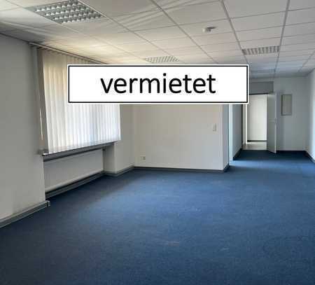 VERMIETET 2023!!! Große Büroeinheit mit Küche und WC in Schwalbach/Saar Zentrum zu vermieten