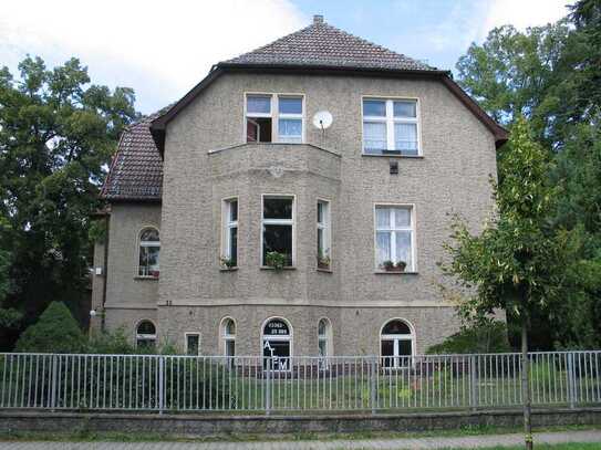 Geräumige Maisonette-Wohnung mit Dachgeschoss in Grünheide - Perfekt für Familien und Paare!