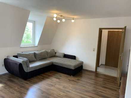 Attraktive 2-Zimmer-DG-Wohnung mit Einbauküche in Bayreuth