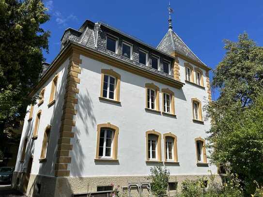 Stadtnahe 5-Zimmer-Wohnung in Kaufbeuren mit eigenem Carport