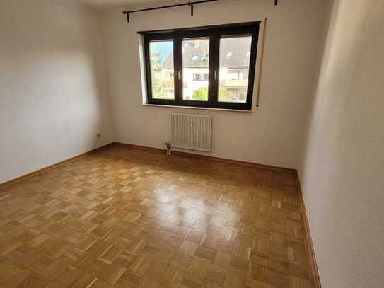 Ansprechende 4-Zimmer Wohnung mit Loggia in Mannheim Friedrichsfeld