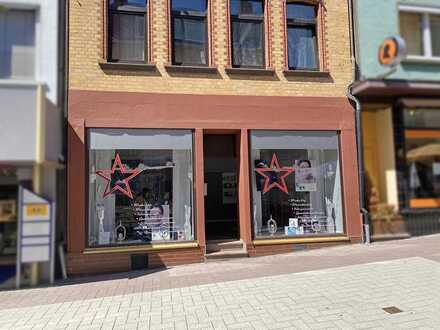 Renoviertes Ladenlokal mit vielen Nutzungsmöglichkeiten in perfekter Lage!!!