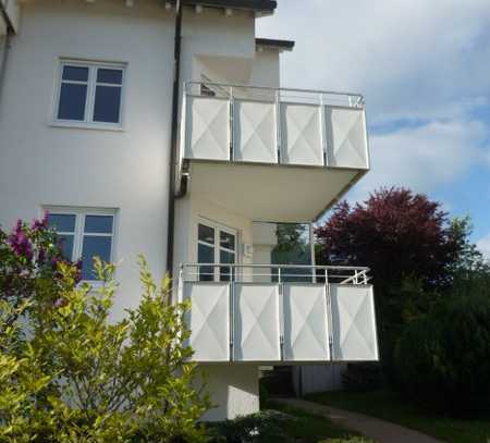 Moderne, helle Wohnung mit Balkon in ruhiger Top-Lage (Charlottenhöhe)