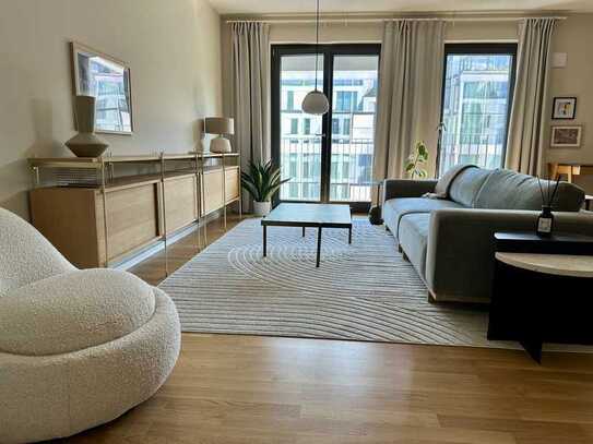 First occupancy, fully furnished, luxurious 3rd floor apartment in the heart of Berlin