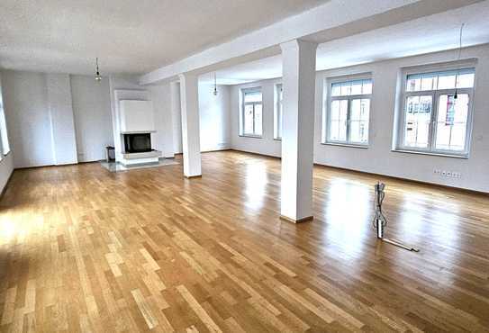 City-Loft! 4-R-Whg., 3 Balkone, Kamin und Parkhaus. Ruhig, in 3. Reihe DD Äußere Neustadt