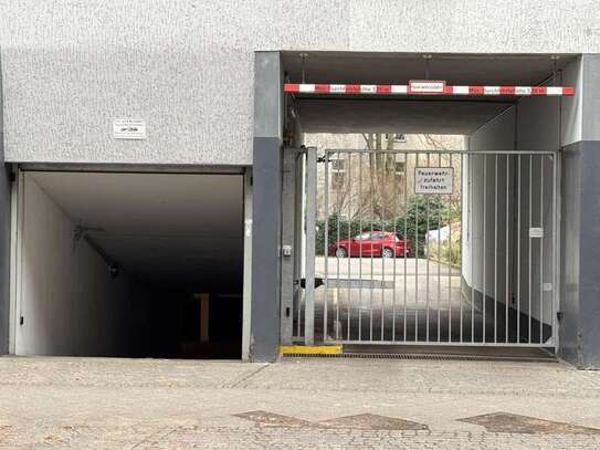 TG Platz in der Nollendorfstr. zu vermieten