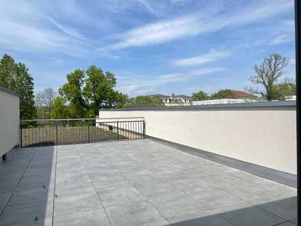 * sonniges Dachgeschoss im Barockviertel der Inneren Neustadt m. Dachterrasse u. Einbauküche *