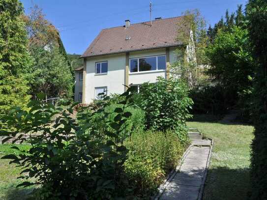 Großzügiges Ein-/Zweifamilienhaus in Aussichtslage von Albstadt Ebingen !