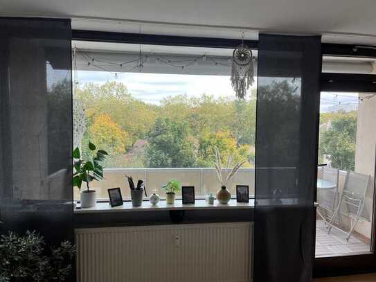 4-Zimmer-Wohnung mit Balkon in Mainz Hartenberg