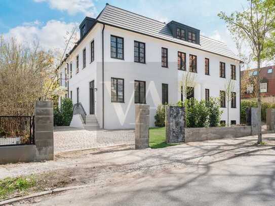 Spektakuläres Penthouse mit feinsten Ausbauten und 6 meter Decken/Galerie