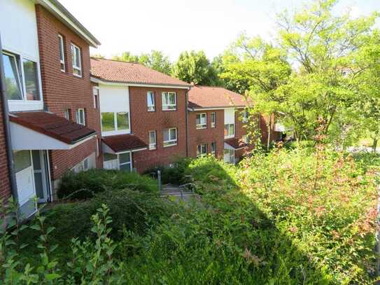 Sonnige 2-Zimmer-Wohnung mit Terrasse und Stellplatz