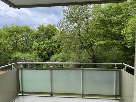 Vollständig renovierte 4,5-Zimmer-Wohnung mit Balkon in Koblenz