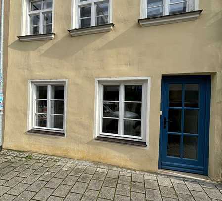 Ladenfläche / Büroräume / Werkstatträume im historischen Fleißerhaus, Ingolstadt Zentrum