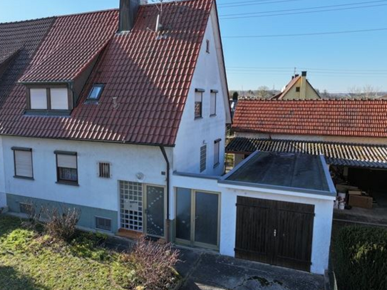 Gepflegte Doppelhaushälfte mit großzügigem Garten und Garage in 74206 Bad Wimpfen zu verkaufen