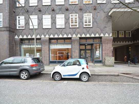 BÜROHAMBURG.DE: Attraktive Ladenfläche im Sprinkenhof mit guter Sichtbarkeit