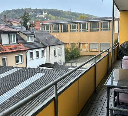 Helle 3-Zimmer Wohnung mit Balkon im Würzburger Bischofshut