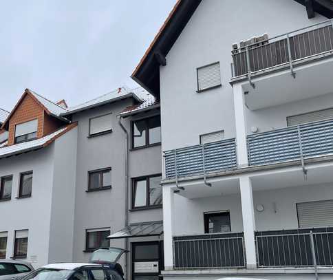 Familienfreundliche 3-Zimmer-Wohnung mit Balkon und Keller in Nidderau Ostheim