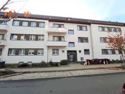 Kleine 2-Raum-Wohnung mit amerikanischer Küche