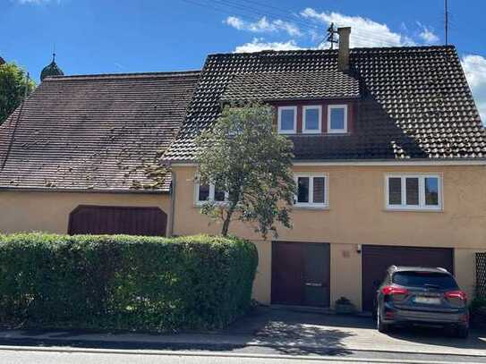 Einfamilienhaus mit Scheune in der Idylle