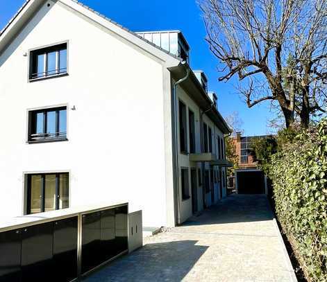 Neubau Erstbezug - 5 Zimmer Haus in München-Aubing