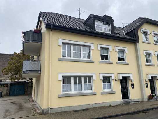 Schöne Wohnung 1. OG, Krefeld Fischeln