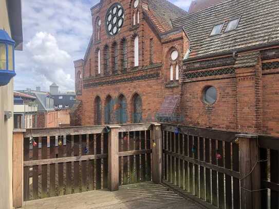 Dachgeschosswohnung mit Terrasse und Blick auf den Dom