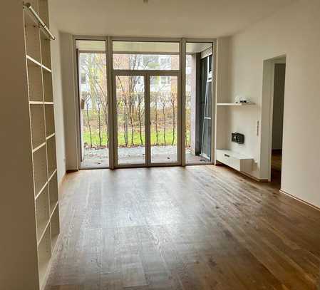 1.220 Kaltmiete €, 90 m², 4 Zimmer, EG mit Terrasse, Einbauküche