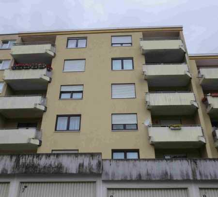 Nur mit Wohnberechtigungsschein 1. Förderweg - Öffentlich geförderte Wohnung mit Balkon und Blick i