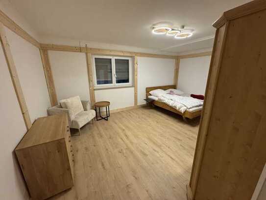 Wohnen auf Zeit! Vollmöblierte hochwertige 2,5-Zimmer-Wohnung in Langenargen