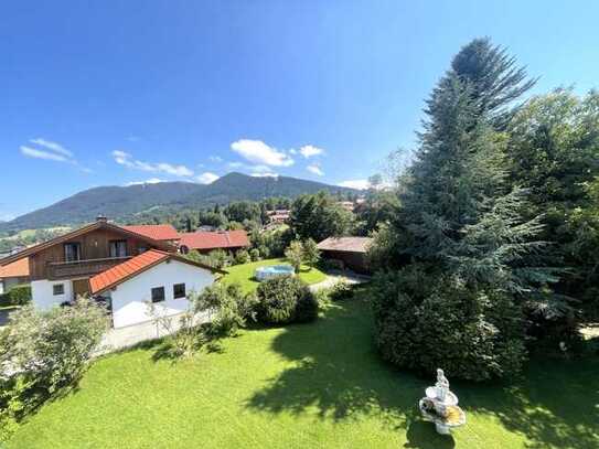 Bad Kohlgrub - Schöne und sonnige Dachgeschosswohnung mit Südbalkon und Weitblick