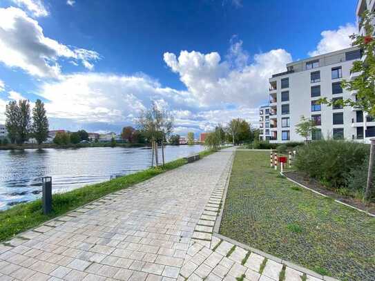 Moderne Single Wohnung in Schöneweide! Voll möbliert und mit Balkon!