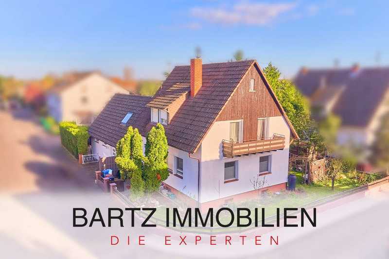 Real Estate Title Image Background