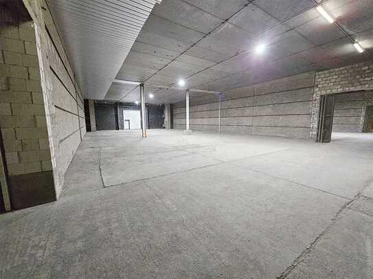 Kalthallentrakt mit ca. 650 m² in Güstrow zu vermieten, 2,5 EUR/m²