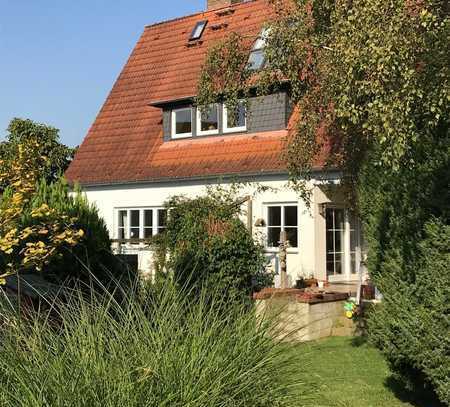 Von Privat: Einfamilienhaus mit großem Garten an der Ostsee ohne Makler