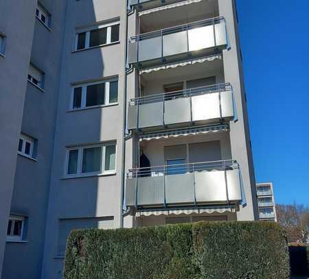 3,5-Zimmer Erdgeschoss Wohnung mit Terrasse Tiefgarage und Kellerraum