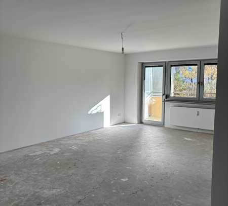 Geschmackvolle, modernisierte 2-Zimmer-Erdgeschosswohnung mit Balkon in Fürstenfeldbruck