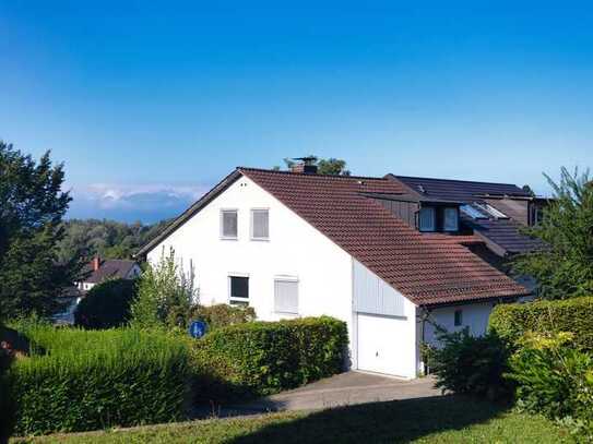 Panoramasicht und große Gartenoase - in wunderschöner Lage!