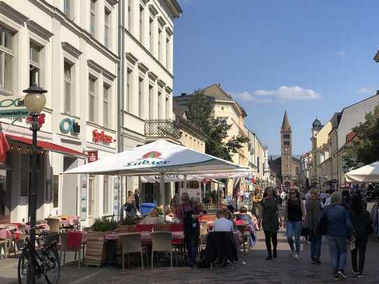 2 Räume in 1 A Lage auf der Brandenburger, mitten im Altstadtzentrum von Potsdam