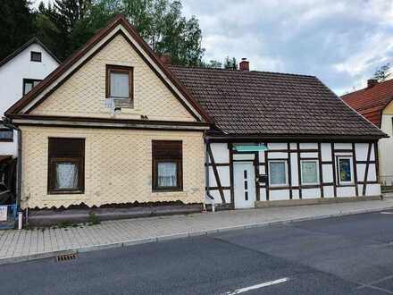 Baugrundstück mit Abbruchobjekt, auf halbem Weg zwischen Schleusingen und Suhl