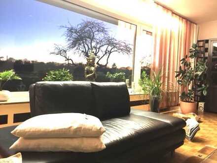 LEVERKUSEN **EIGENTUMSWOHNUNG - MIT BALKON UND DOPPELGARAGE -